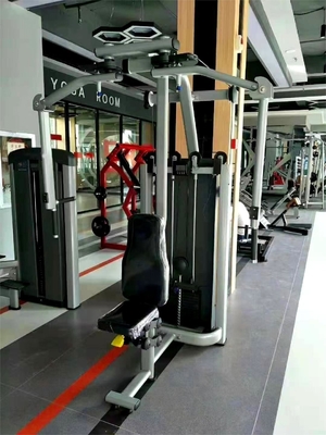 Εμπορικό γυμναστήριο γυμναστικής Πεταλούδα Μηχανή στήθος Πετάχτης πίσω Delt Pin φορτωμένο Pectoral Fly