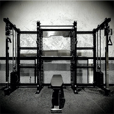 Πολυλειτουργικό Smith και Squat Rack για άσκηση γυμναστηρίου με ρυθμιζόμενη επιλογή βάρους