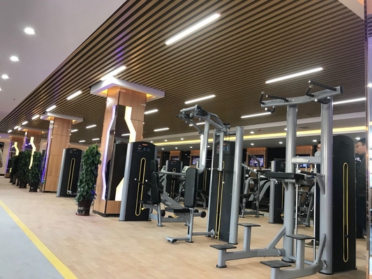 Πολυλειτουργικό Smith και Squat Rack για άσκηση γυμναστηρίου με ρυθμιζόμενη επιλογή βάρους
