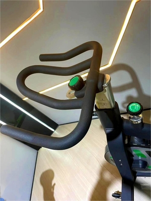 Περιοχή ορόφου 0,8 Indoor Spin Cycling Bike για αερόβια άσκηση στο σπίτι και στο εμπόριο
