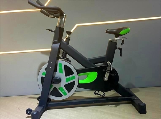 Περιοχή ορόφου 0,8 Indoor Spin Cycling Bike για αερόβια άσκηση στο σπίτι και στο εμπόριο