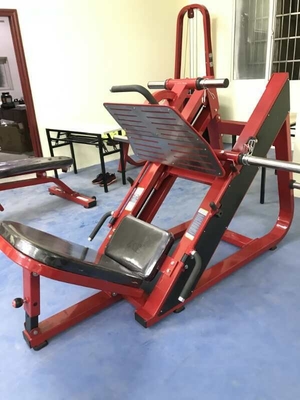 OEM αποδεκτό χάλυβα 45 βαθμών Πίεση ποδιών για μεσαίο φορτιστή Πλάκα φορτισμένο εξοπλισμό γυμναστηρίου